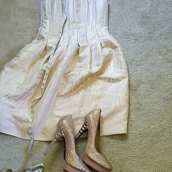 Halter Dress - Picture 4 of 6